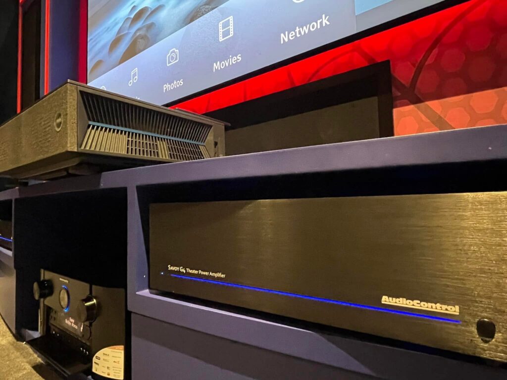 Marantz AV7705 Pre Processor และ AudioControl Savoy G4 Power Amplifier ภายใน Spider-Man Home Theater