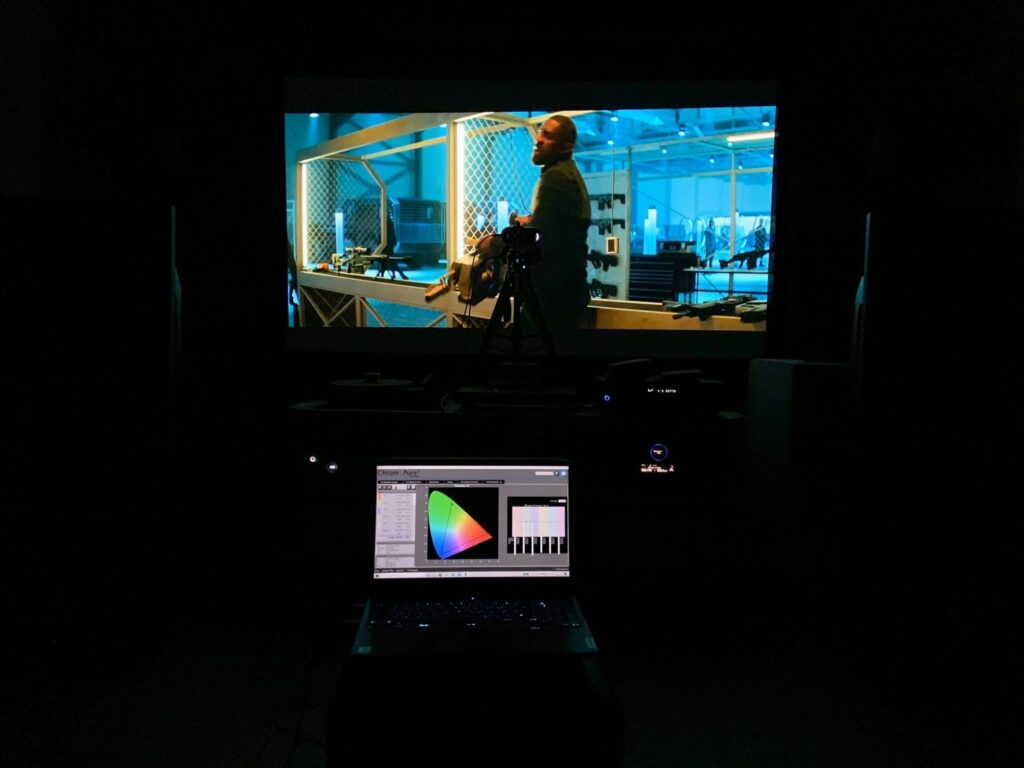 ตรวจวัดและทำ Video Calibration โปรเจกเตอร์ BenQ W5700 ด้วย ChromaPure